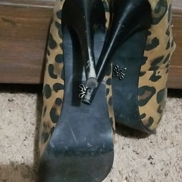 leopard high heals - Picture 4 of 4